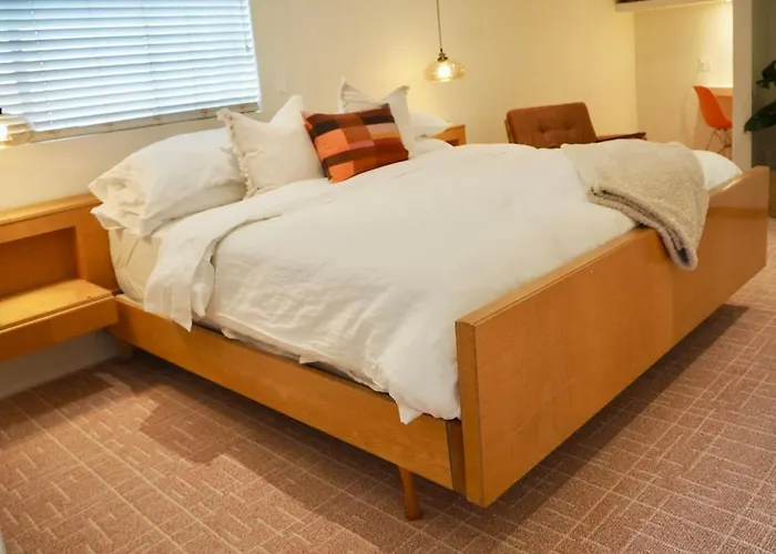 4 Bedroom By Asu Heated Pool And Hot Tub