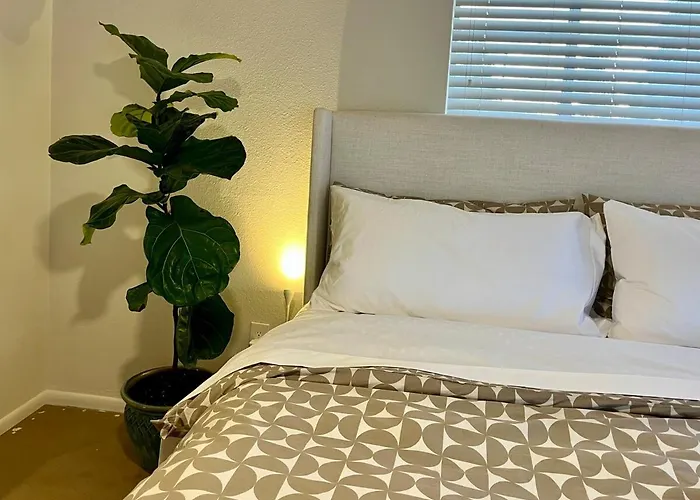 4 Bedroom By Asu Heated Pool And Hot Tub *