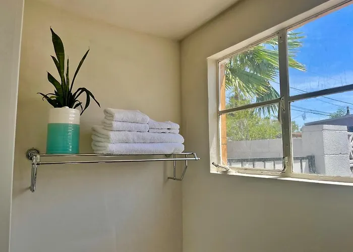Holiday home 4 Bedroom By Asu Heated Pool And Hot Tub *